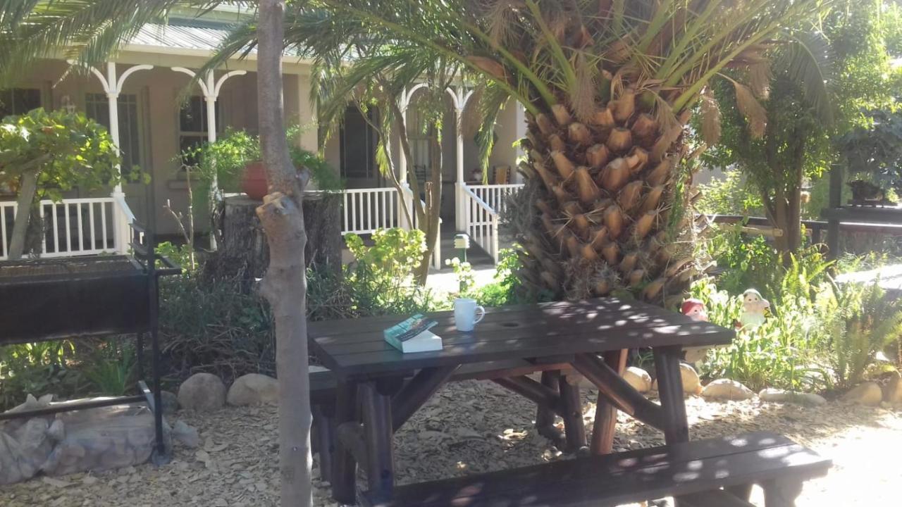 Housemartin Lodge & Self Catering De Rust 외부 사진
